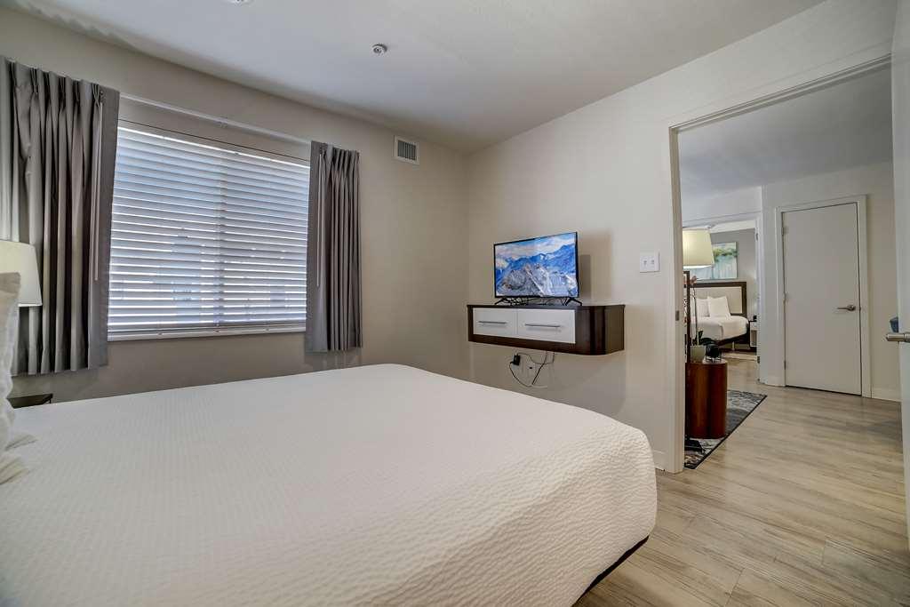 Hotel Waterwalk At The Rim 3*